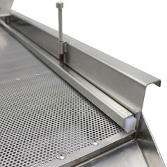 TB610 110V Stainless Steel Linear Vibrating Screen with 3mm Screen Dual Motor