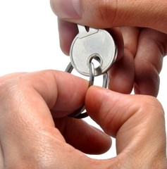 BANG TI Titanium Heavy Duty Nice Elasticity Key Rings 1.18″/30mm Easy Open Ke…