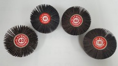 1″ X 1/2″ X 1/4″-20 – Kelco Mounted Flap Wheel, Aluminum Oxide, Resin-Bonded
