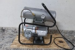 Gast 5HCD-101T-M550NGX 0.75 HP 120VAC, 240VAC 2 Gal Electric Air Compressor