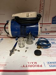 John Bunn Air Brush Compressor w/Spray Paint Accessories