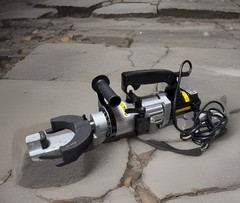 Handheld 1″ Electric Hydraulic Rebar Bender 10-25mm Bending 3/8 – 1” 1500W 110V