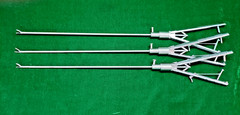 3pc Laparoscopic V-Shape Needle Holder Curved Jaw Right Hand Reusable Instrument