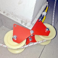 90 Degree Angle Lifting Pulley System Roof Top Rope Block & Tackle Pulley System