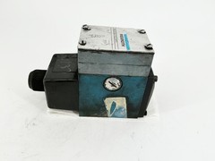 Rexroth 4WE10D31/CW110N9DA Hydraulic Valve 90VA/550VA