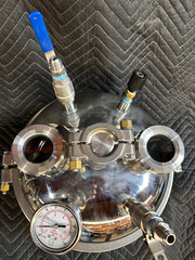 NEW – 12″ x 4″ Diamond Miner w/ Sight Glasses, Gauge, Ball Valves, and Fittings
