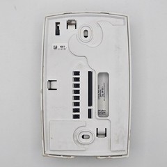 Honeywell TH2110DV1008 PRO 2000 Vertical Programmable Thermostat Tested Working
