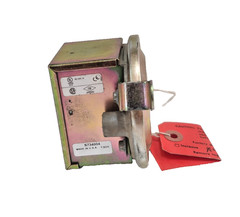 *NEW IN BOX* DWYER PRESSURE SWITCH 1910-0-PRESET