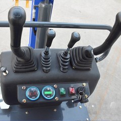 Free delivery unloading. 1-ton mini excavator, 13.5hp EPA engine, 3 accessories
