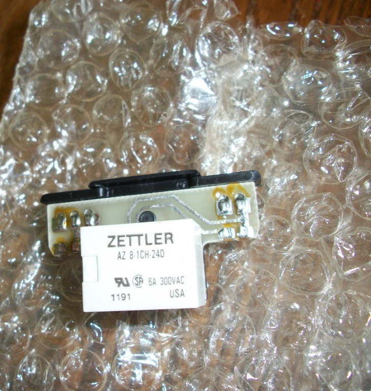 ALLEN BRADLEY ZETTLER AZ8-1CH-24D ELECTROMECHANICAL RELAY BNWOB