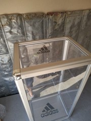 Retail Store Adidas Aluminum Plexiglass Display Case with Shelves Locking
