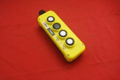 1PC 4 Buttons Hand Remote Hoist And Crane Pendant Control Station T-3 Small unit