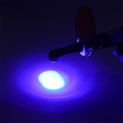 Dental Curing Lamp 2500 Mw/cm2 Equipped With 6pcs Multifunctional Curing Head