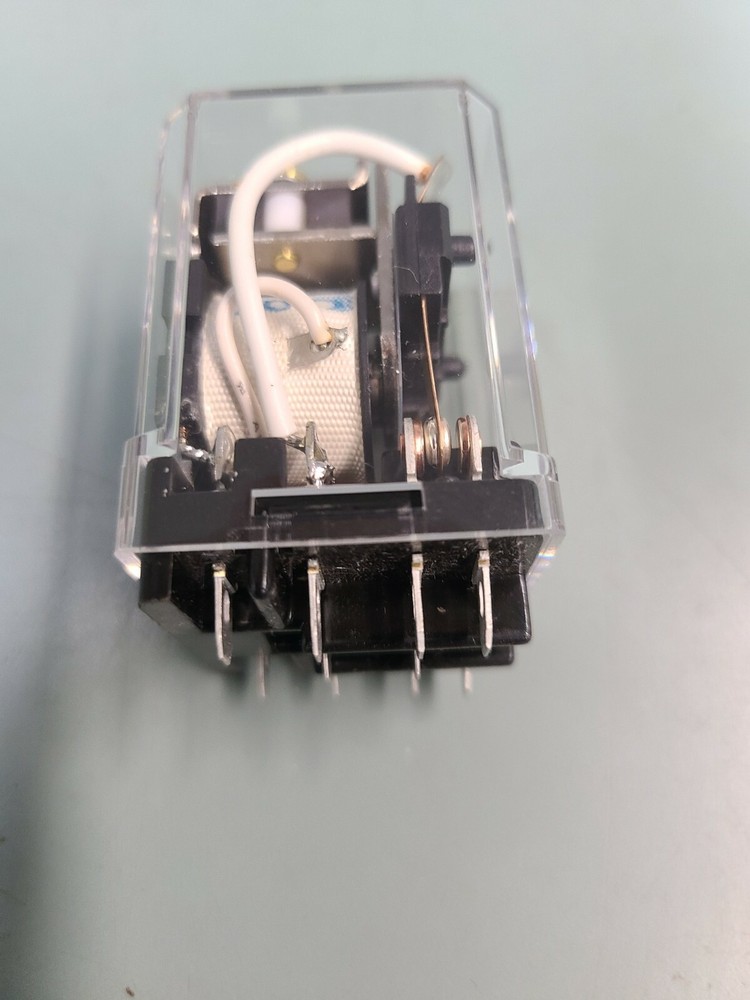KUL-11D15D-12 KUL11D15D12 LATCHING 11 PIN LIKE TE CONNECTIVITY New