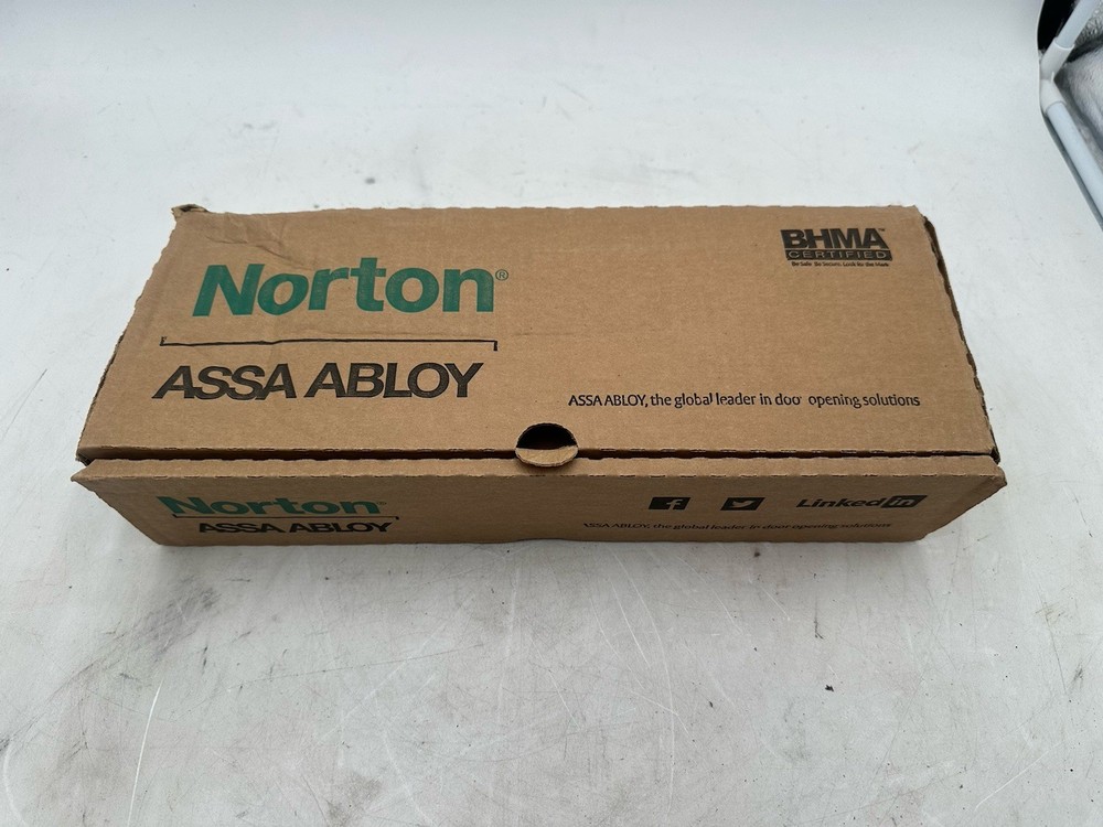 Norton CPS7500 689 Door Closer- Brand New
