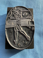 VINTAGE LETTERPRESS METAL AND WOOD PRINTERS BLOCK, LADY GOLFER IN FOLLOW THROUGH