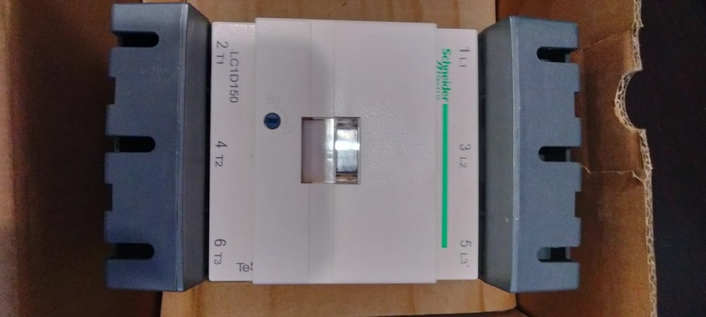 Schneider Electric LC1D150 Contactor Resistive Load 150 A, 80 kW, TeSys F Series