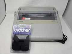 Brother GX-6750 Correctronic Daisy Wheel Typewriter Tested Working Extra Ribbon