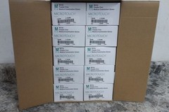 Micro-Touch 313021 Case of 10 Boxes (200/Box) Size M/Size 8 Disposable Gloves