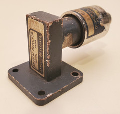 HEWLETT PACKARD MODEL P421A CRYSTAL DETECTOR HP WAVEGUIDE 12.4-18 GHz BNC (RF)