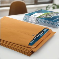 Columbian 10 x 13 Clasp Envelopes, Gummed, 28 lb Brown Kraft, Large, White