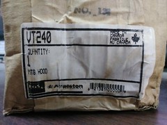 EGS APPLETON VT240 V-SERIES LIGHTING FIXTURE ZF80665 250 VOLT NEW IN BOX SURPLUS