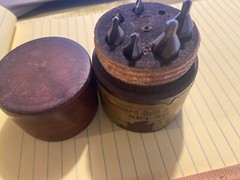 VINTAGE UNION TWIST DRILL CO. COMBINED DRILL & COUNTERSINK SET NO. 21 IN CASE