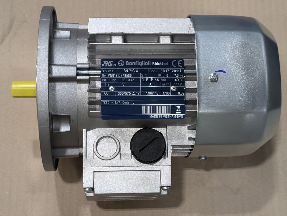 NEW BONFIGLIOLI 0.55kW 0.75hp 3 PH MOTOR Voltage 330/575V 60Hz IP55