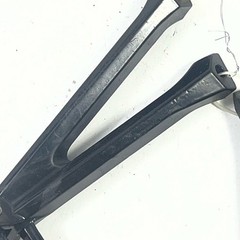 2006-2007 Suzuki GSXR 600 750 OEM Rear Passenger Foot Pegs Brackets Pair