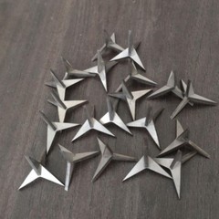 50PCS Tire Puncture Spikes Heavy Portable Duty Carbon Steel Triangle RoadSpikes