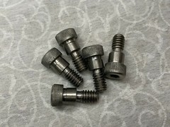 bag of 5 5/16″ X 1/4″ SS Hex Socket Head Shoulder Screws Made in INDIA