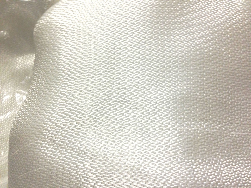 Fiberglass Cloth plain weave 4.12 oz 39.3″ wide in 50 ft long